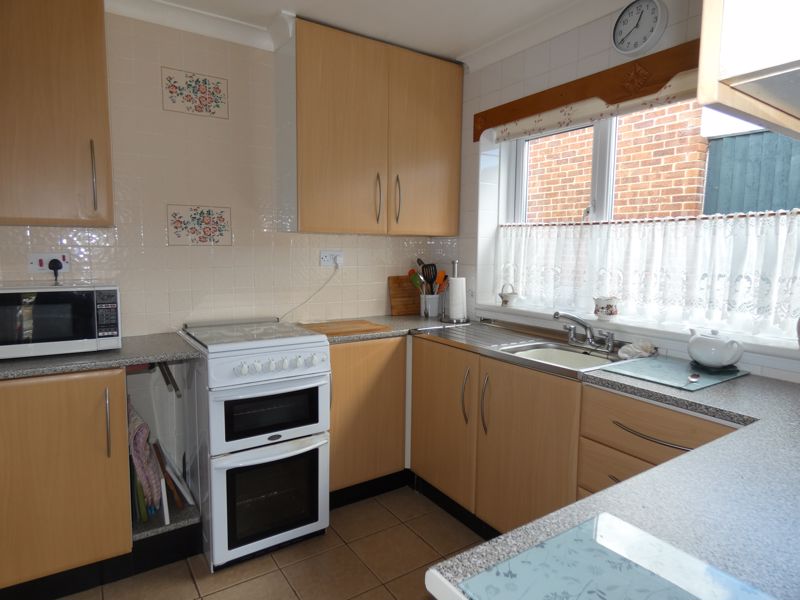 Kitchen- click for photo gallery